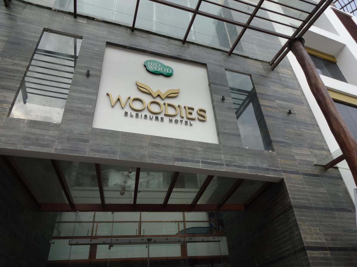 Woodies Bleisure Hotel Kozhikode Exterior photo